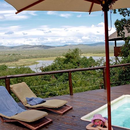 Nkwazi Lake Lodge 퐁골라 외부 사진