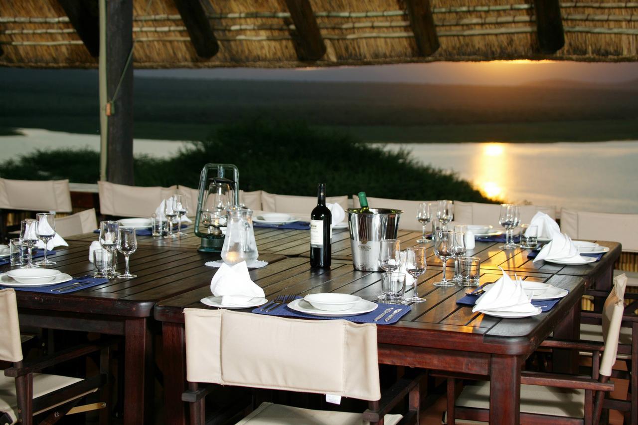 Nkwazi Lake Lodge 퐁골라 외부 사진