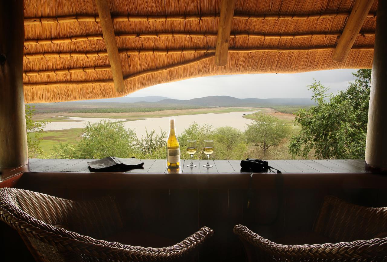 Nkwazi Lake Lodge 퐁골라 외부 사진